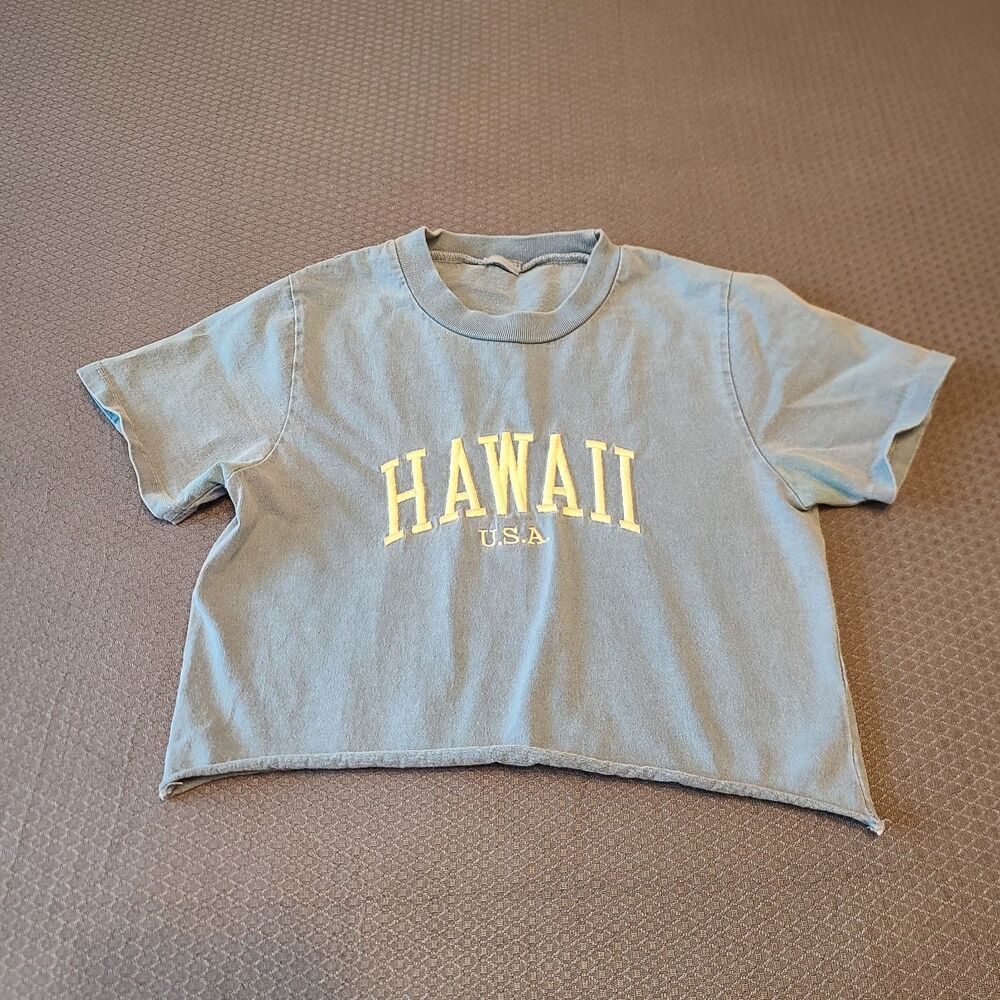 John Galt Hawaii Embroidered Crop Top Short Sleeve Sweatershirt Baby Blue